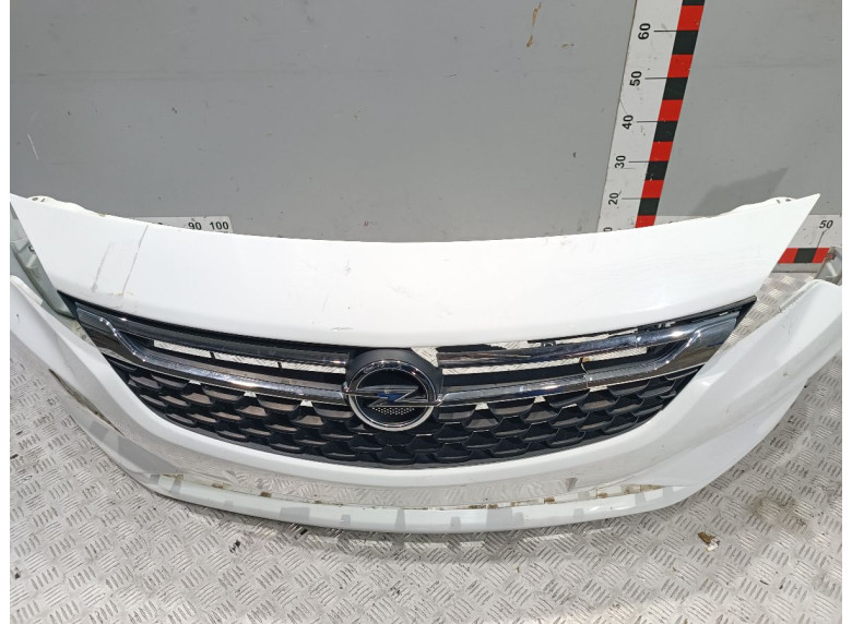 Бампер передний к Opel Astra, 2017г.