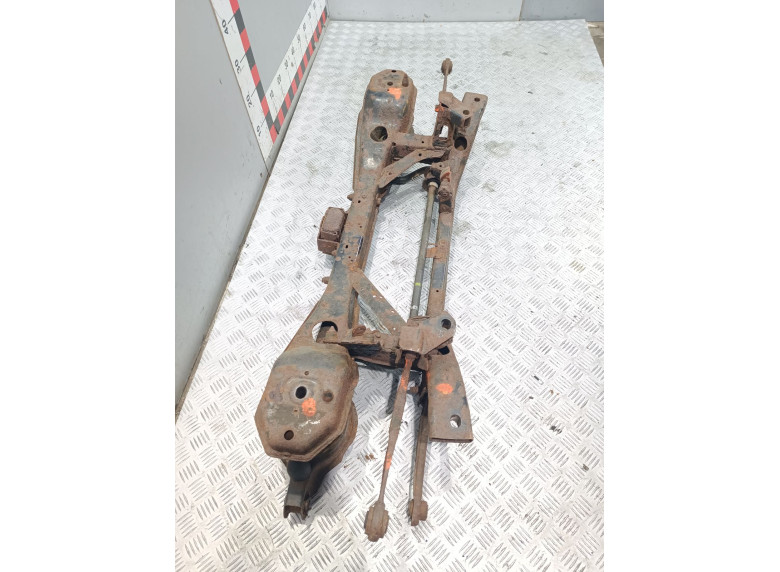 Балка подвески задняя к Mazda 3, 2011г.