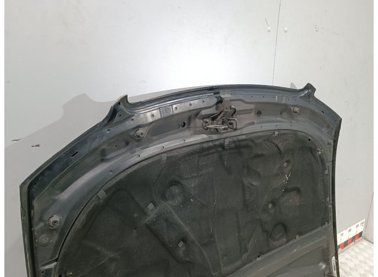 Капот к Audi A4, 2003г.