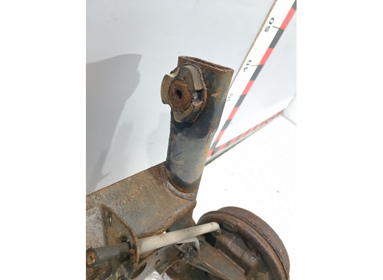 Балка подвески задняя к Renault Symbol, 2004г.