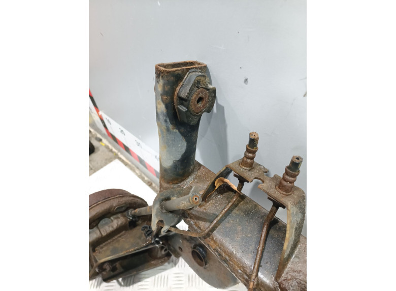 Балка подвески задняя к Renault Symbol, 2004г.