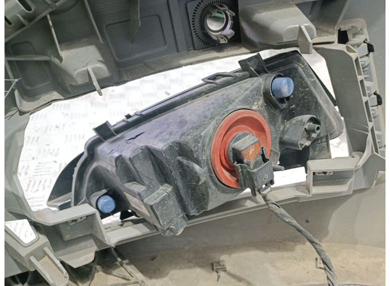 Фара противотуманная правая к Фара противотуманная правая к Skoda Scala undefined г. Scala