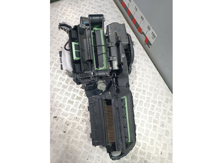 Корпус отопителя (печки) к Корпус отопителя (печки) к Skoda Scala undefined г. Scala