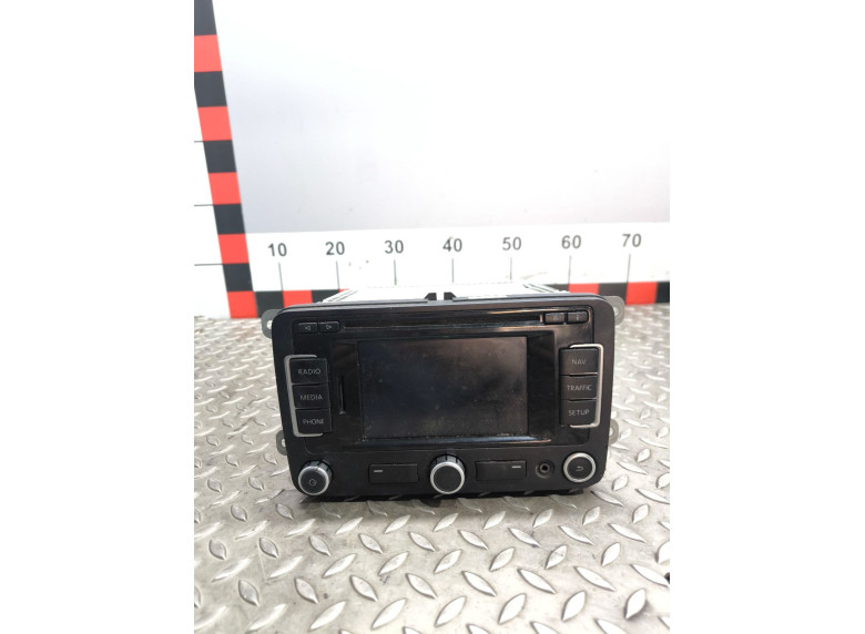 Магнитола к Volkswagen Passat, 2009г.