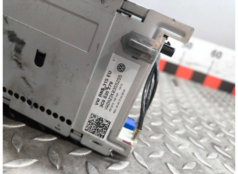 Магнитола к Volkswagen Passat, 2009г.