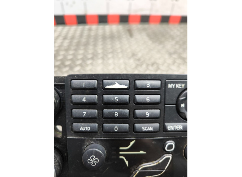 Блок управления печки/климат-контроля к Volvo V70, 2008г.
