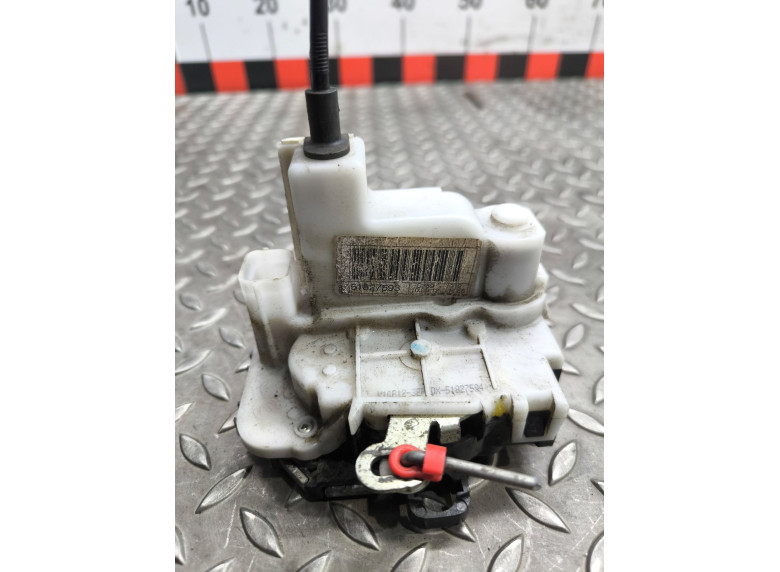 Замок двери передней правой к Fiat 500, 2012г.