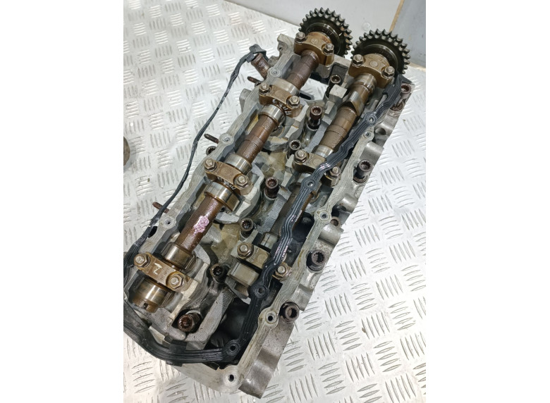 Головка блока цилиндров к Volkswagen Passat, 1995г.