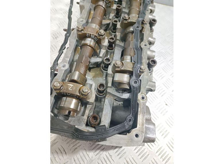 Головка блока цилиндров к Volkswagen Passat, 1995г.