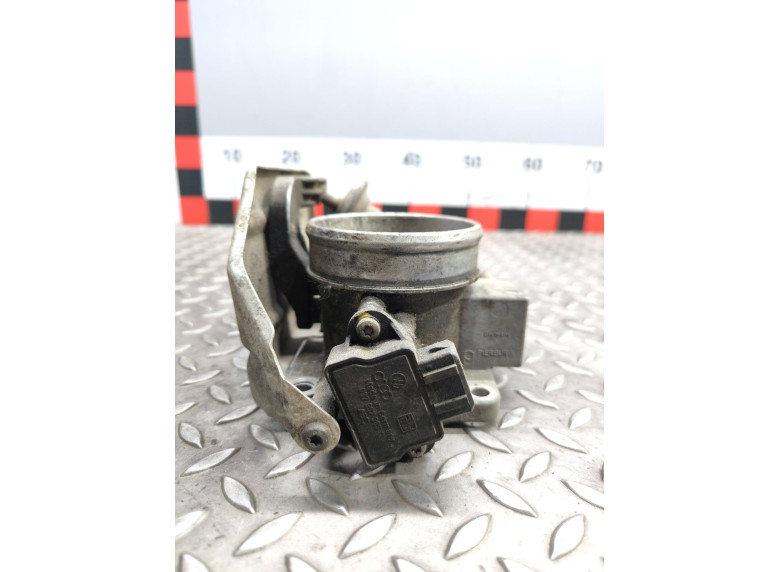 Заслонка дроссельная к Volkswagen Passat, 1995г.