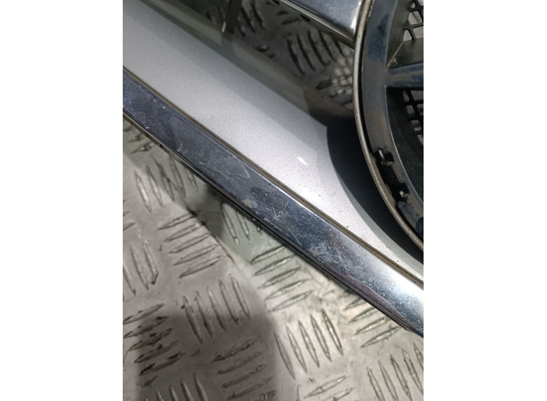 Решетка радиатора к Mercedes A W169, 2007г.