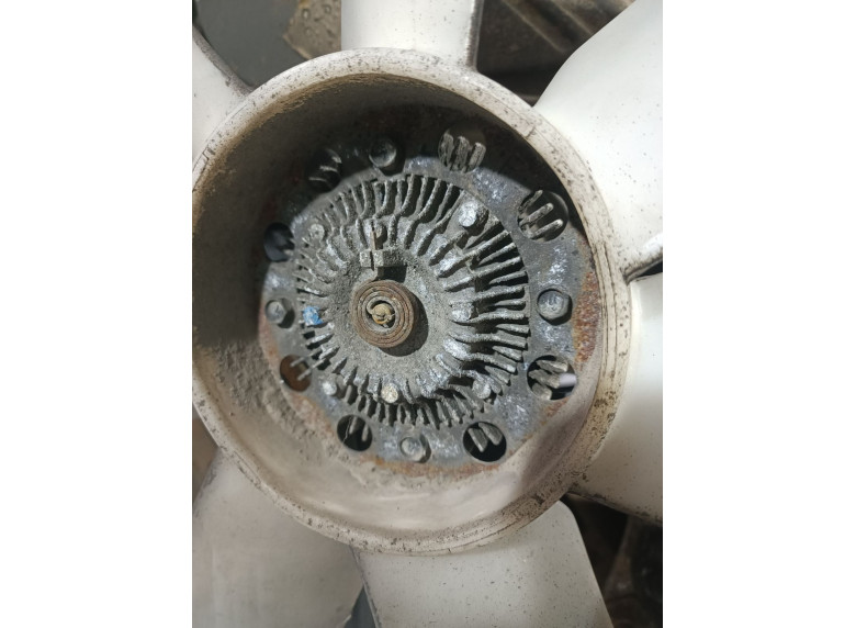 Вискомуфта к Nissan Vanette