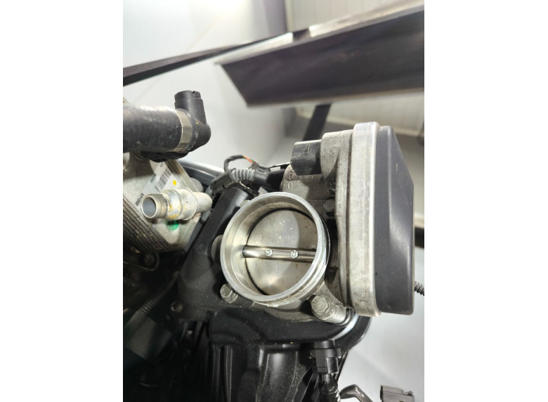 Заслонка дроссельная к BMW 1 E87/E81/E82/E88, 2005г.