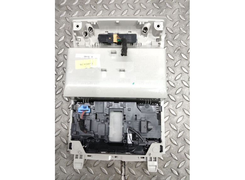 Фонарь салона (плафон) к Фонарь салона (плафон) к Skoda Scala undefined г. Scala