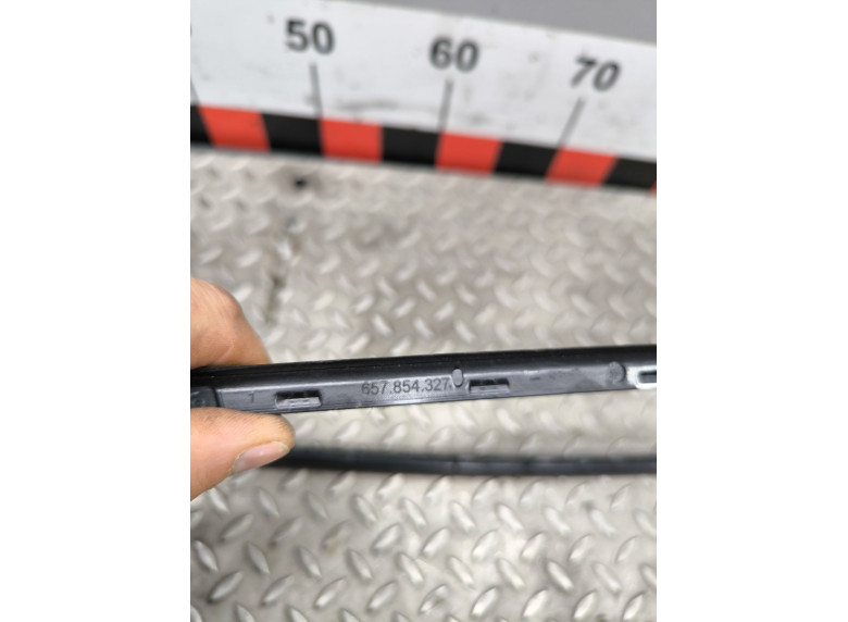 Молдинг стекла лобового к Молдинг стекла лобового к Skoda Scala undefined г. Scala