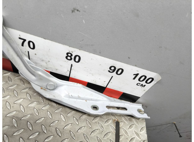 Петля капота правая к Петля капота правая к Skoda Scala undefined г. Scala