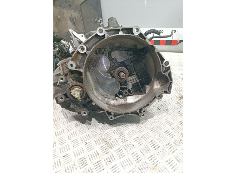 КПП механическая (МКПП) к Opel Zafira, 2008г.