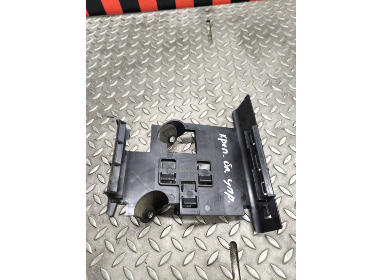 Крепление блока управления к Skoda Scala