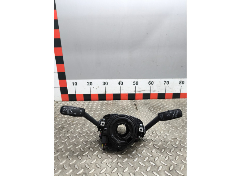 Переключатель подрулевой (стрекоза) к Skoda Scala