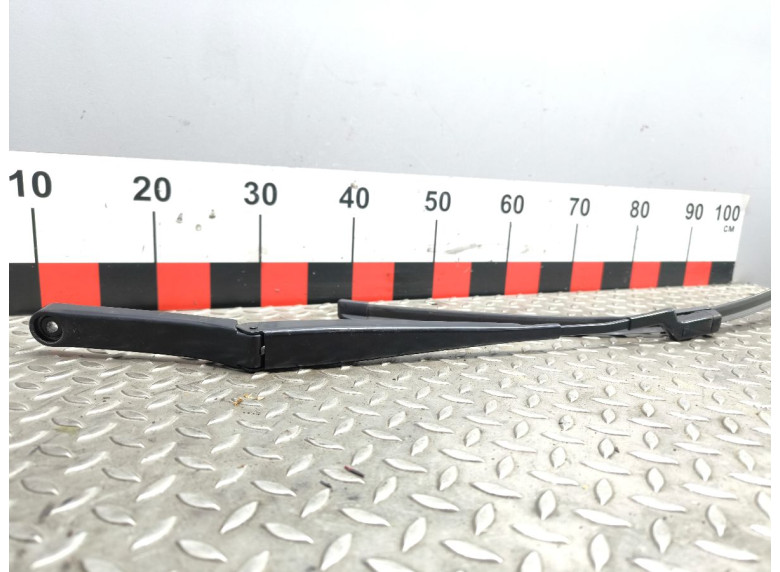 Щеткодержатель (поводок стеклоочистителя, дворник) к Щеткодержатель (поводок стеклоочистителя, дворник) к Skoda Scala undefined г. Scala