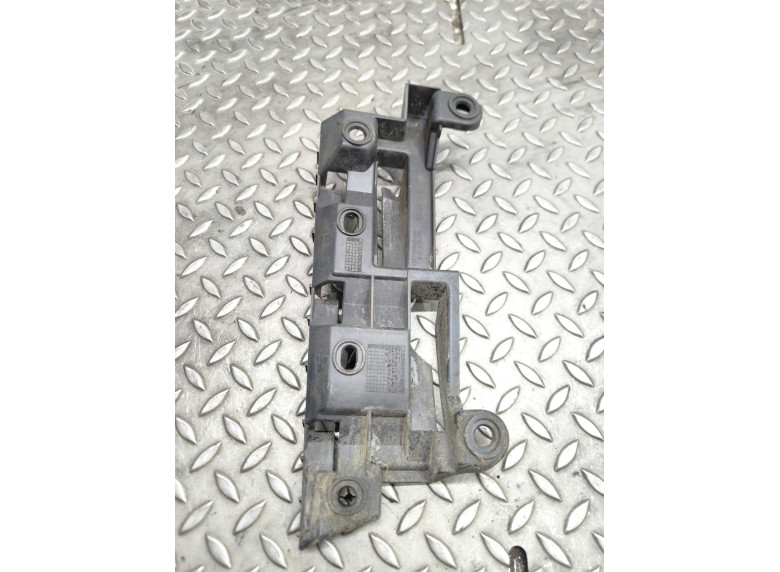 Кронштейн крепления бампера заднего к Volkswagen Caddy, 2007г.