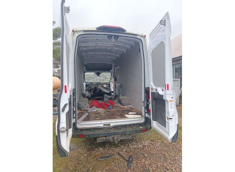 Часть кузова (вырезанный элемент) к Ford Transit, 2019г.