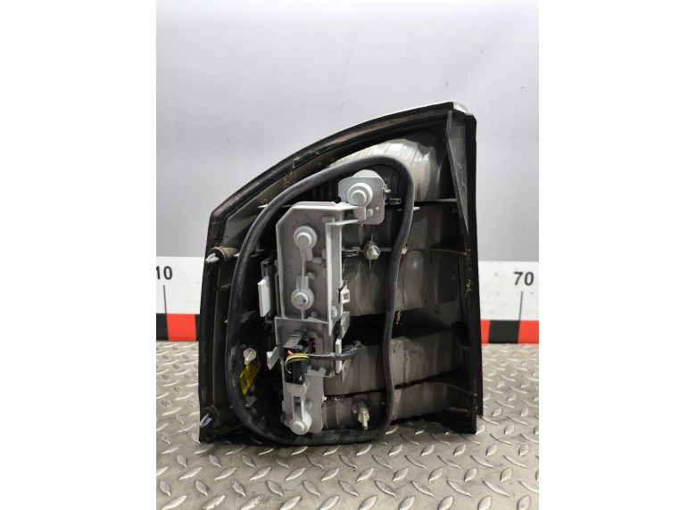 Фонарь задний правый к Opel Vectra, 2005г.