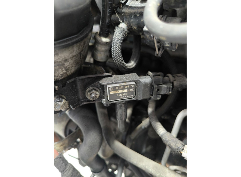 Датчик абсолютного давления к Opel Zafira, 2010г.