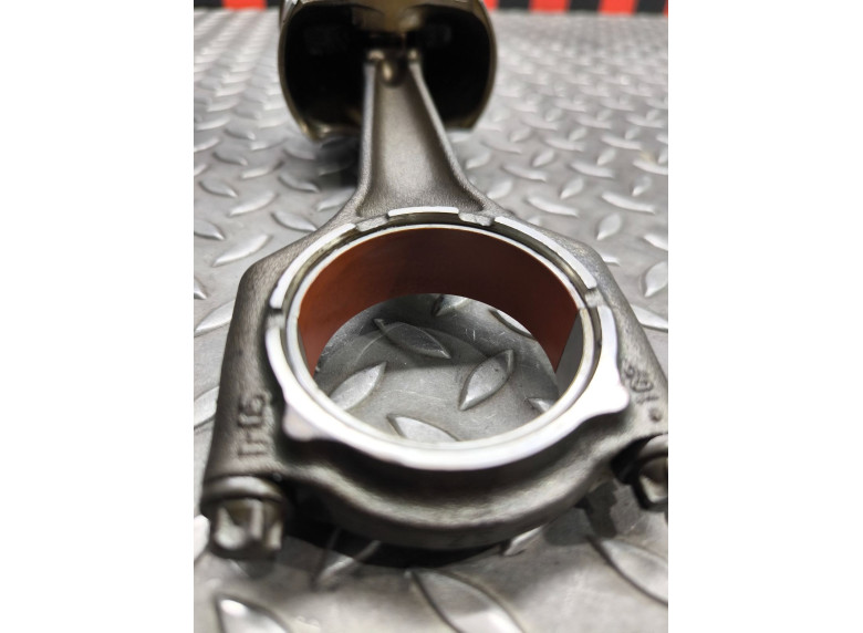 Шатун к BMW X5 G05, 2022г.