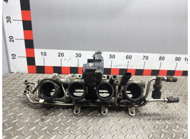 Коллектор впускной к Volkswagen Passat, 2007г.