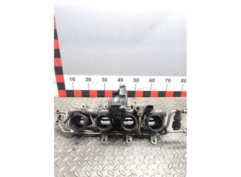 Коллектор впускной к Volkswagen Passat, 2007г.