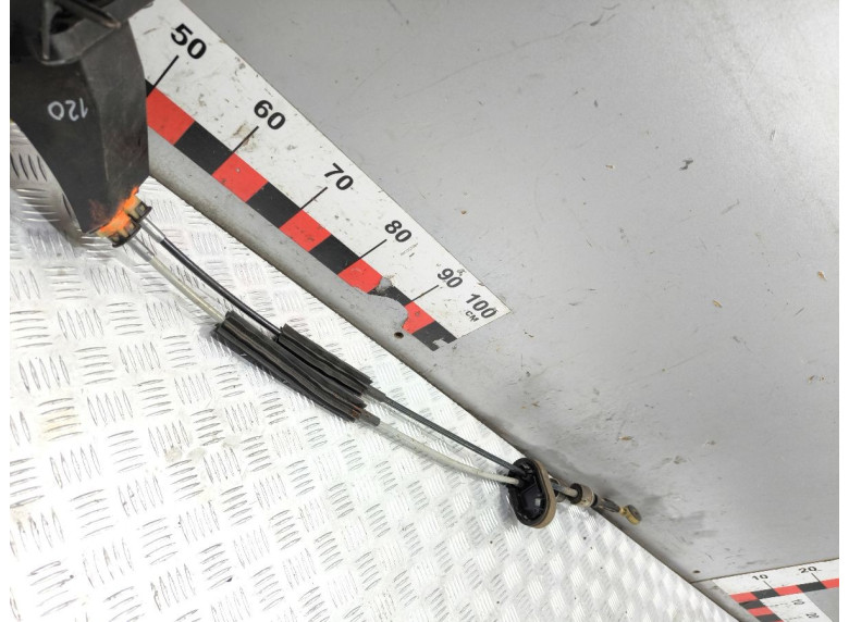 Кулиса к Opel Zafira, 2012г.