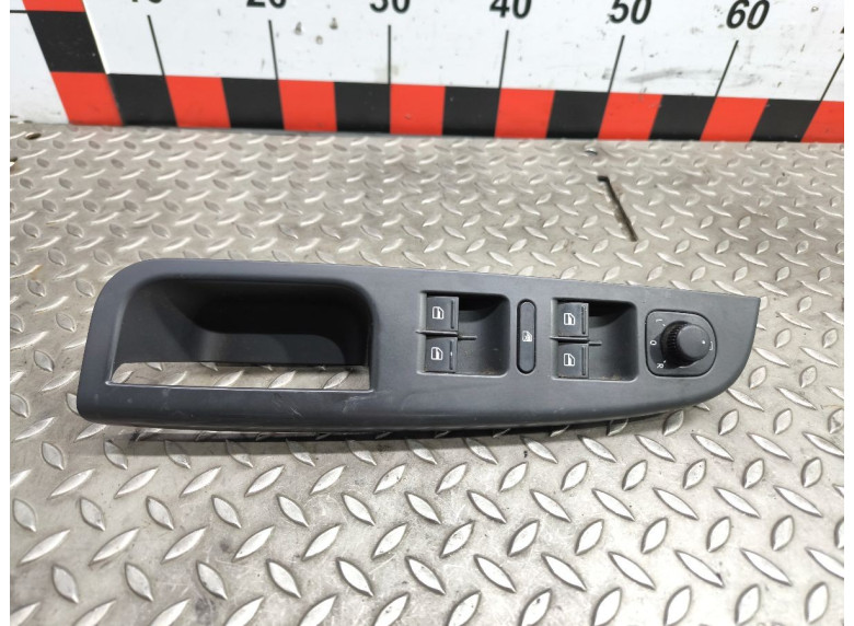 Блок управления стеклоподъемниками к Volkswagen Jetta, 2006г.