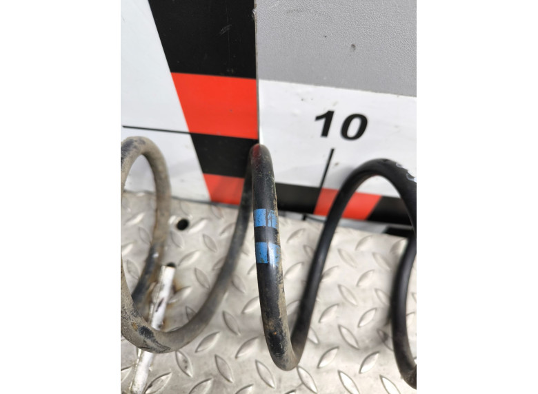 Пружина передняя к Volkswagen Golf, 1999г.