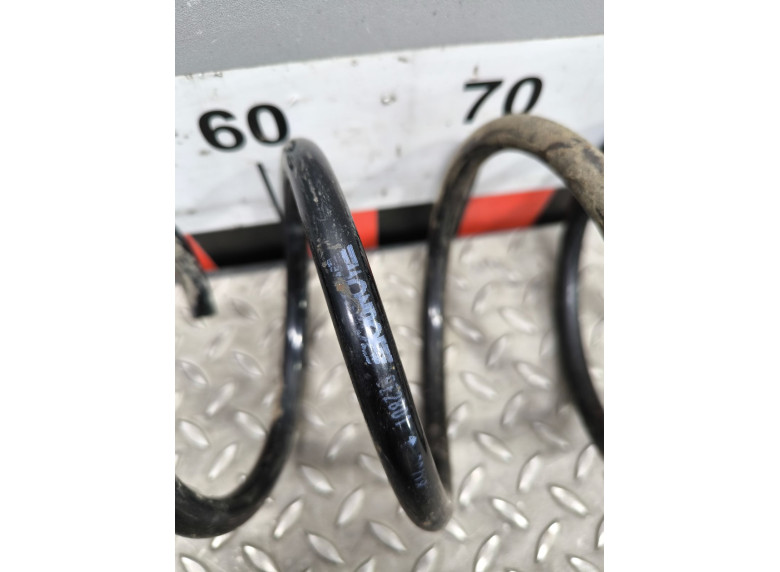 Пружина передняя к Opel Vectra, 2003г.