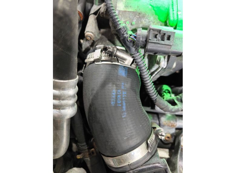 Патрубок интеркулера к Volkswagen Passat, 2007г.