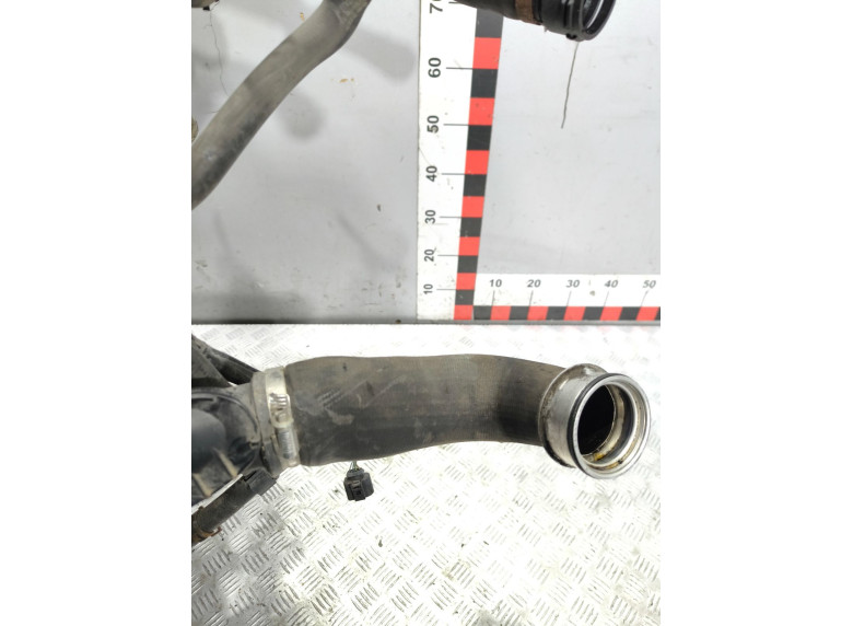 Патрубок интеркулера к Volkswagen Passat, 2007г.