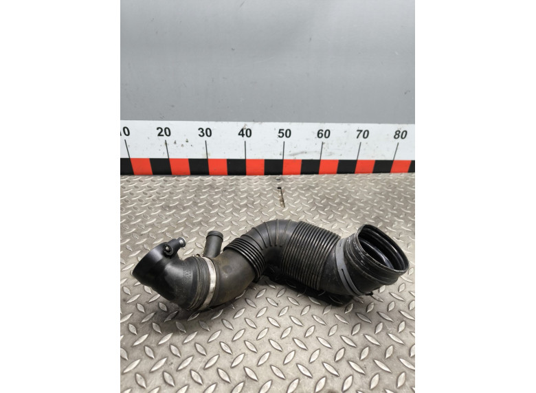 Патрубок турбины к Volkswagen Scirocco, 2011г.