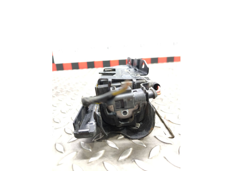 Насос топливный к Volkswagen Scirocco, 2011г.