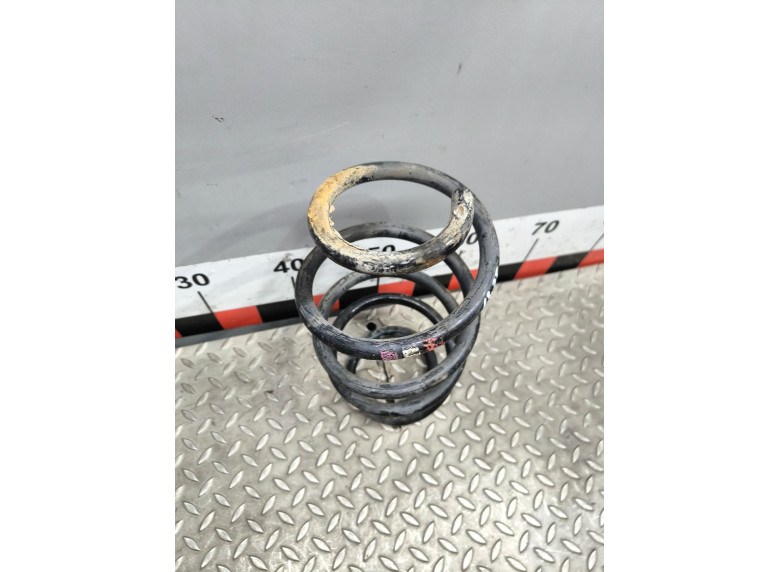 Пружина передняя к Volkswagen Scirocco, 2011г.