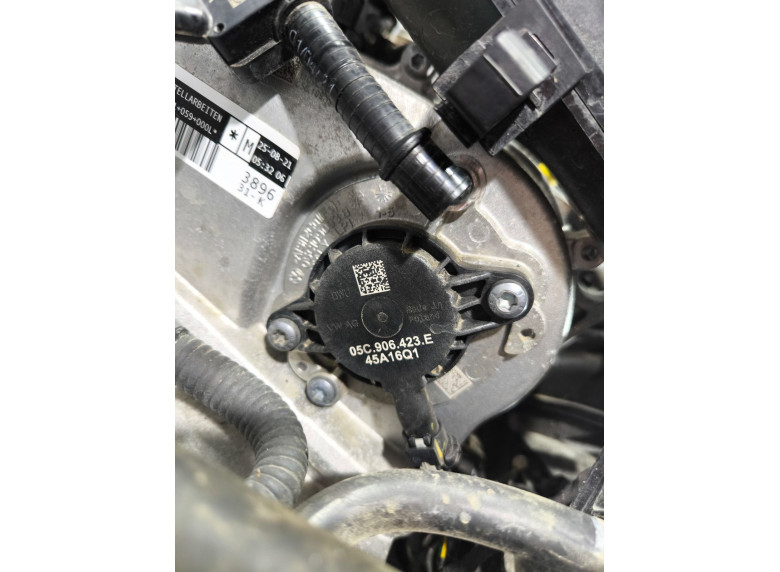 Датчик распредвала к Skoda Scala