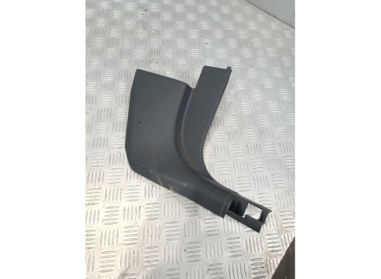 Накладка на порог к Накладка на порог к Skoda Scala undefined г. Scala