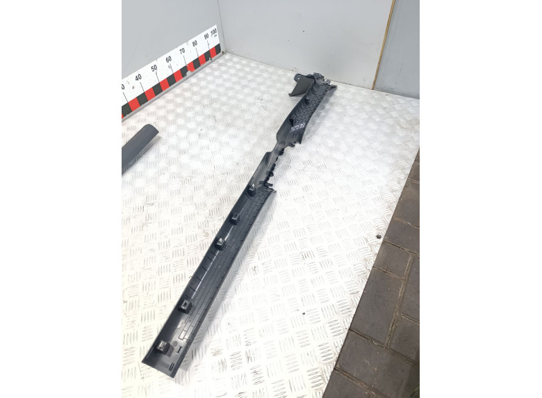 Накладка на порог к Накладка на порог к Skoda Scala undefined г. Scala