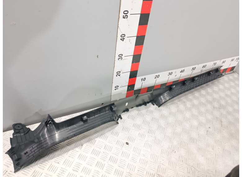 Накладка на порог к Накладка на порог к Skoda Scala undefined г. Scala