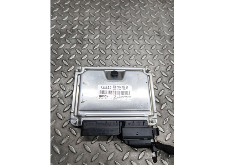 Блок управления двигателем к Audi A4