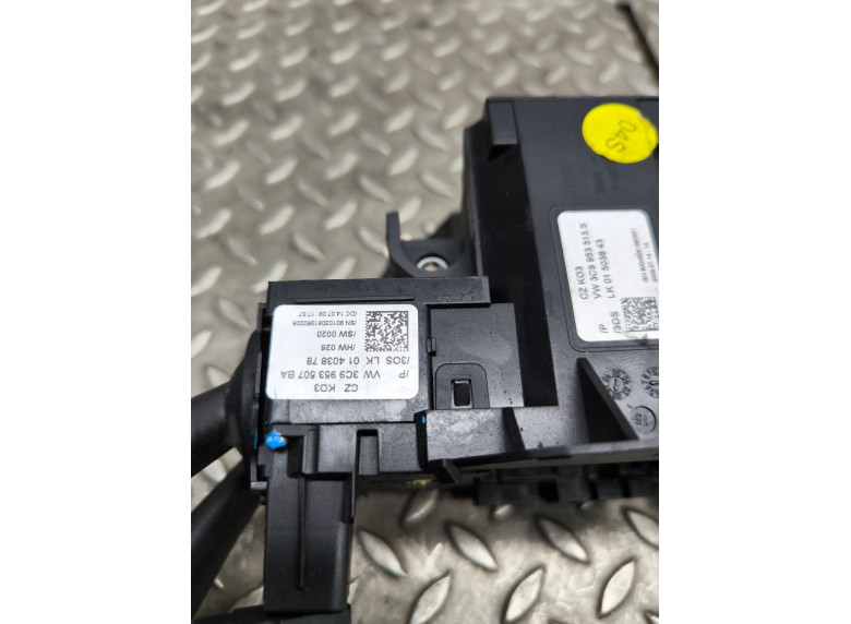 Переключатель подрулевой (стрекоза) к Volkswagen Passat, 2007г.