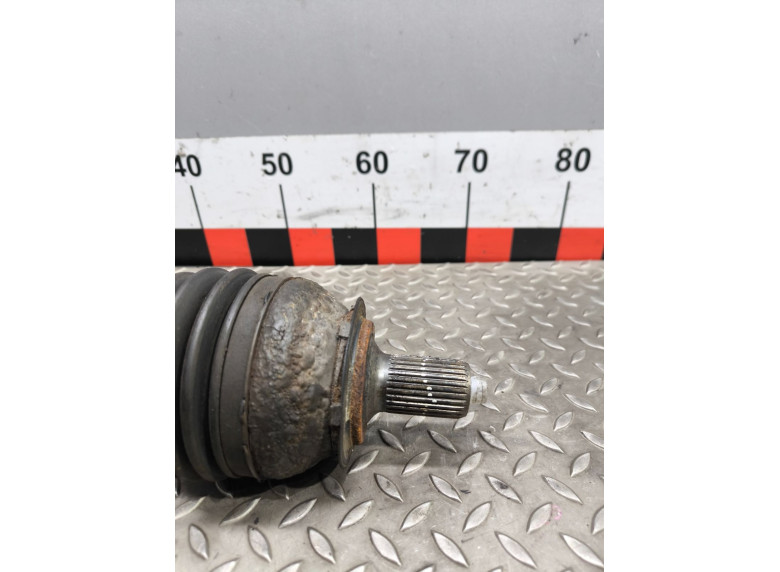 Полуось передняя правая (приводной вал, ШРУС) к Mercedes CLA C117, 2014г.