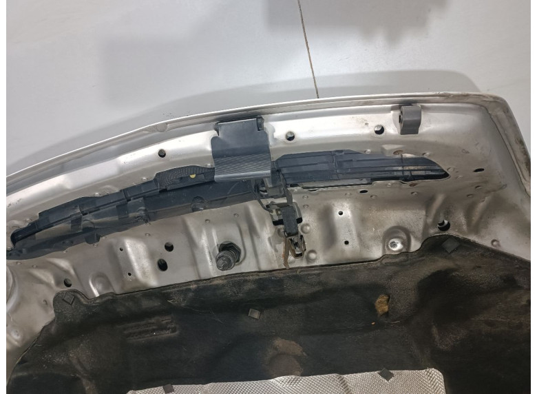 Капот к Opel Vectra, 2004г.