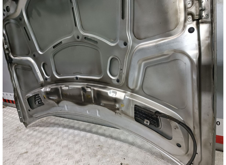 Капот к Mercedes C W203, 2004г.