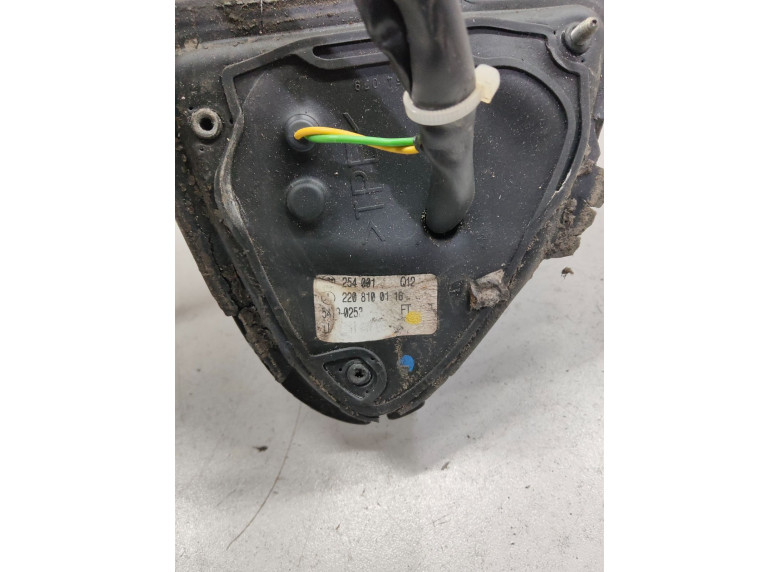 Зеркало наружное левое к Mercedes S W220, 2000г.